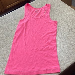 🌖 SO large hot pink razor back tank